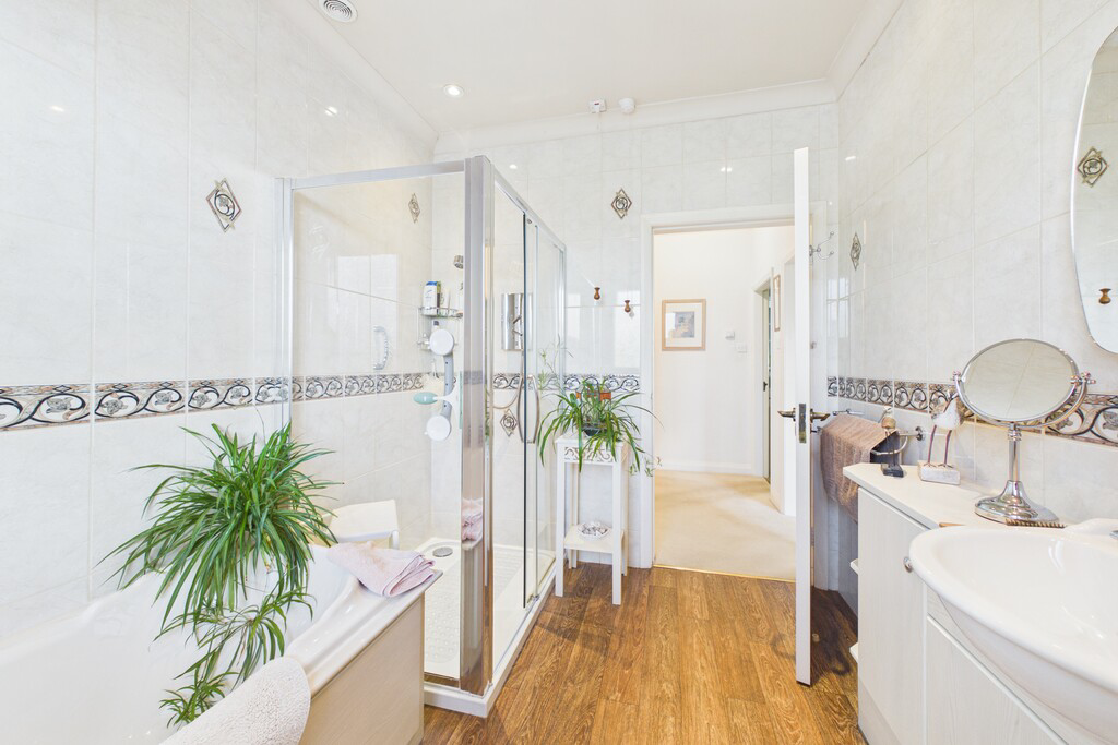 Burnsall, Oxenholme Lane, Natland, LA9 7QH, photo 35