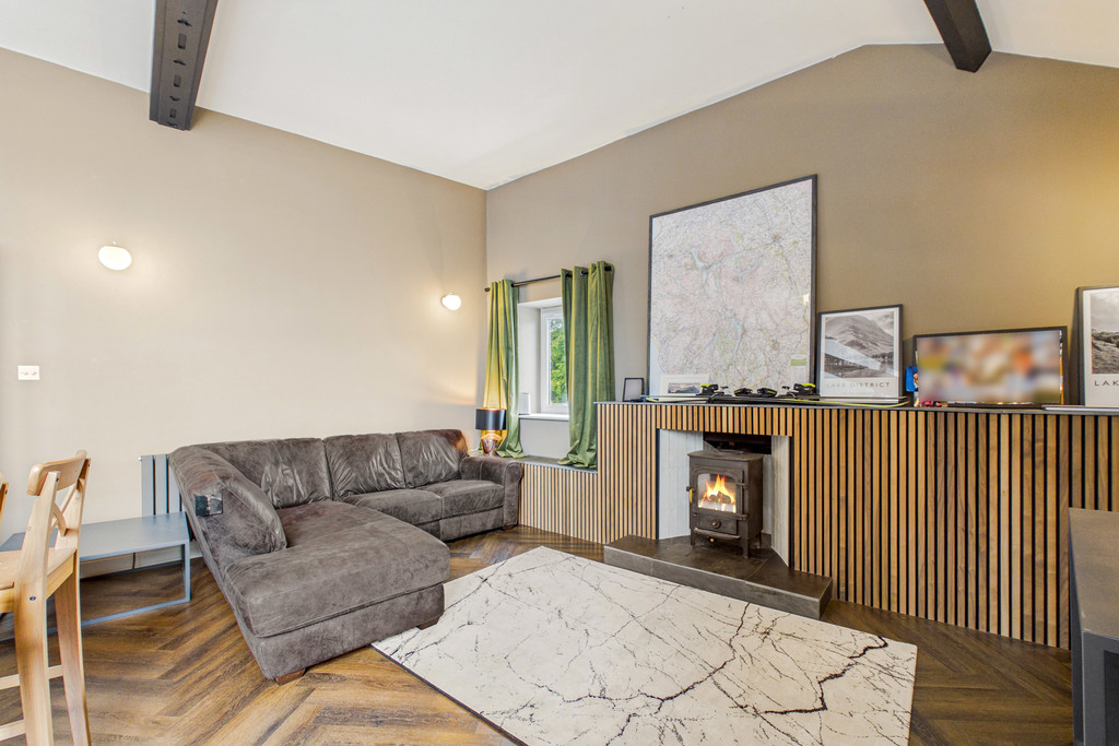 Flat 3, 5 St Johns Street, Keswick, Cumbria, CA12 5AP, photo 2