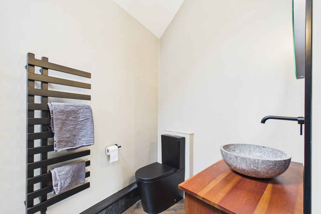 Flat 3, 5 St Johns Street, Keswick, Cumbria, CA12 5AP, photo 26