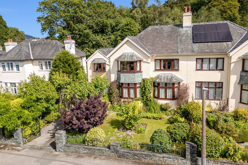 7 Manor Park, Keswick, Cumbria, CA12 4AB