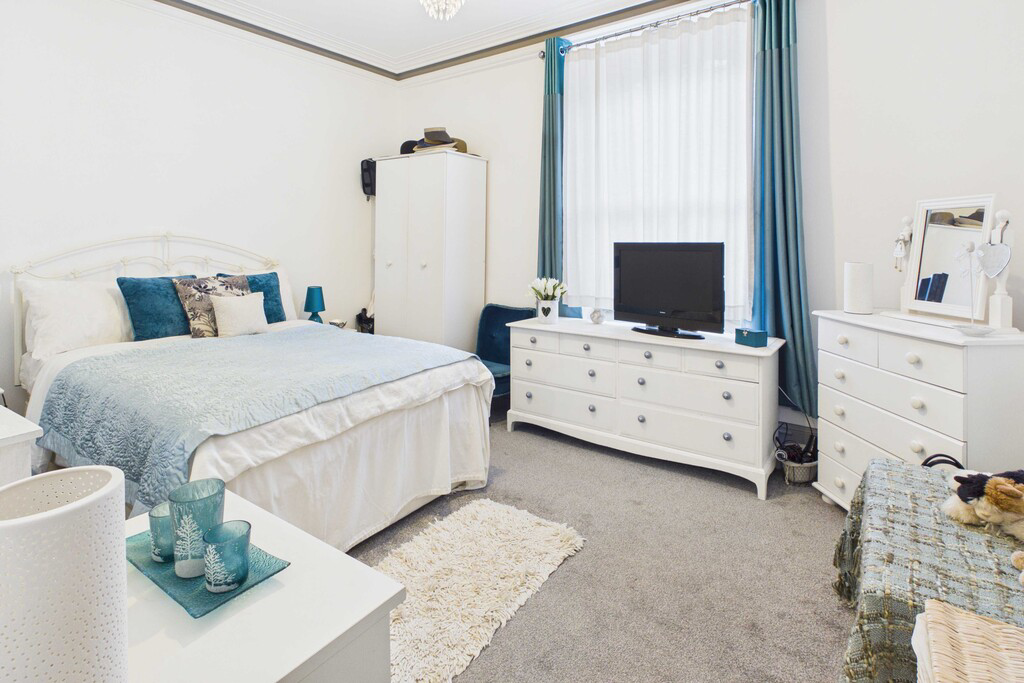 Flat 1, Ingwell House, Main Street, Grange-over-Sands, Cumbria, LA11 6DP., photo 6