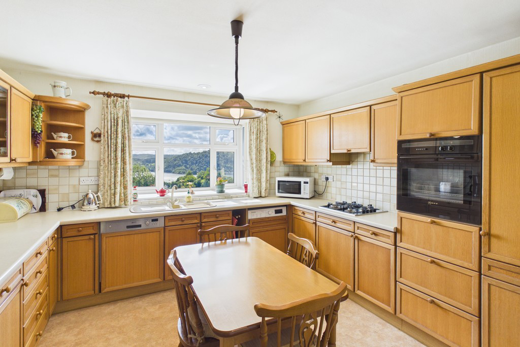 Laurus Bank, Windy Hall Road, Bowness-on-windermere LA23 3HY, photo 3