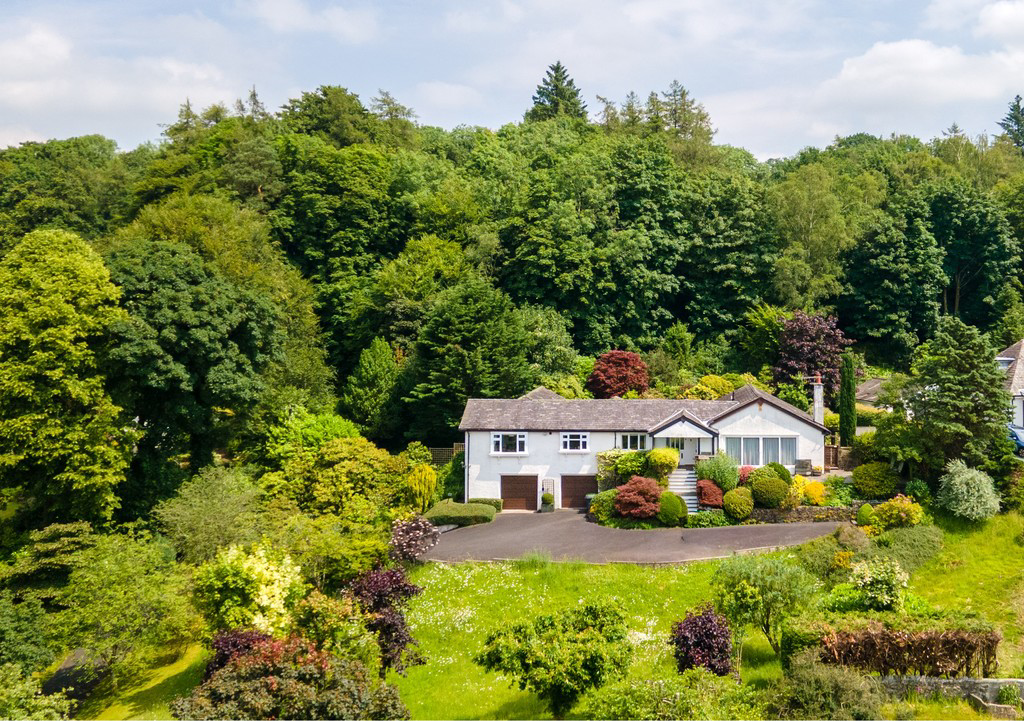 Laurus Bank, Windy Hall Road, Bowness-on-windermere LA23 3HY