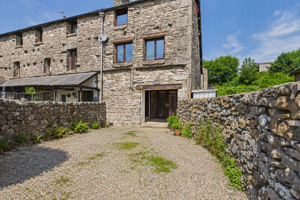 Barn End, Milton, Crooklands, photo 2