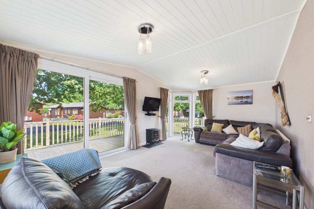 35 Lakeside Holiday Park, Keswick, Cumbria, CA12 5EW, photo 3