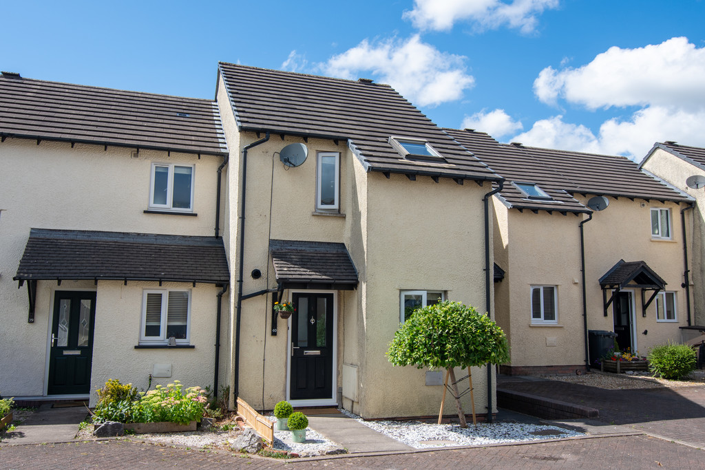 40 Esthwaite Green, Kendal, Cumbria, LA9 7RZ