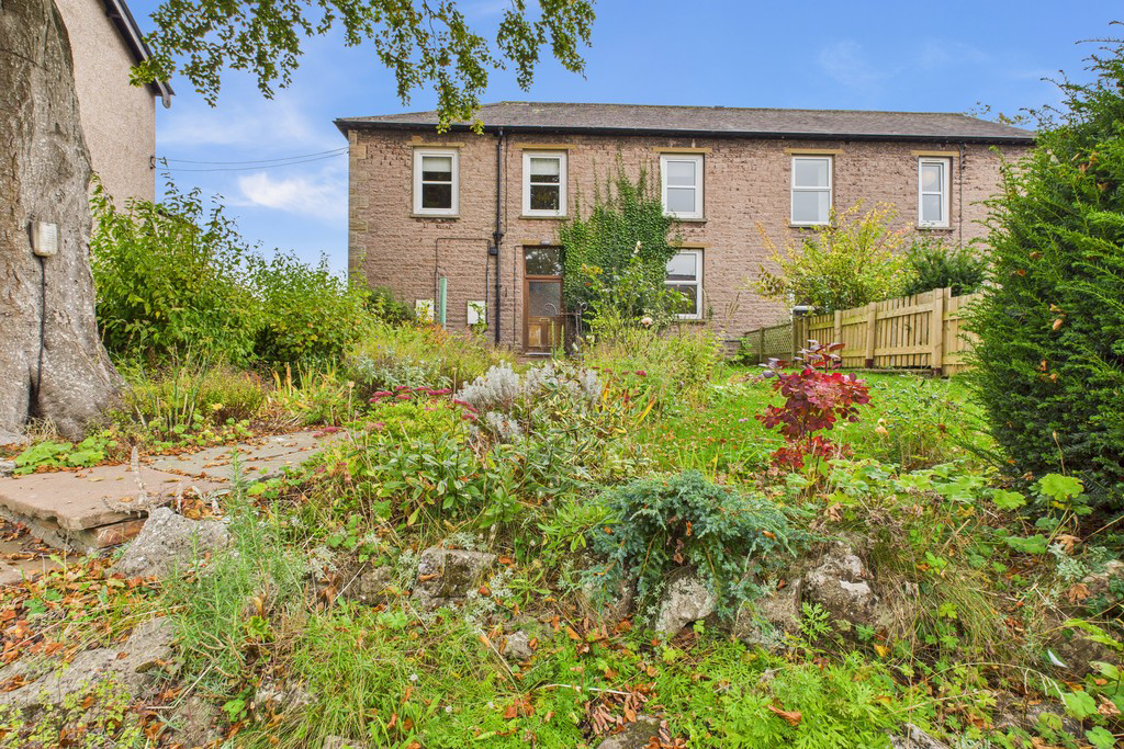 The Friends Meeting House with Firbank Flat, 48 High Street, Kirkby Stephen, CA17 4SH, photo 19