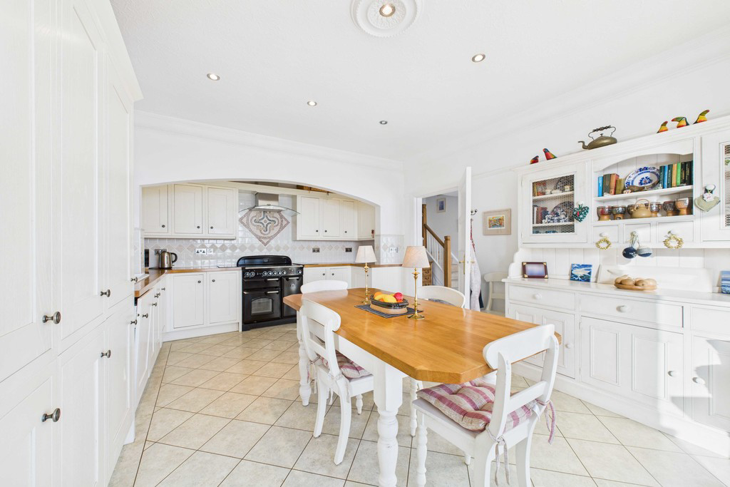 Woodlea, The Heads, Grange-over-Sands, Cumbria, LA11 7EE, photo 11