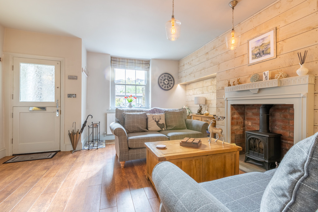 Corner Cottage, 4 Queens Square, Kirkby Lonsdale, LA6 2AZ, photo 3