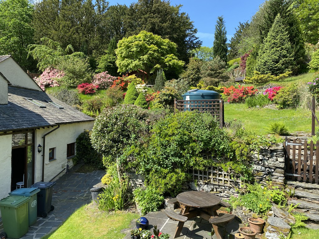 High Stott Park Cottage & Barn, High Stott Park, Finsthwaite, Nr Ulverston, Cumbria LA12 8AY, photo 13