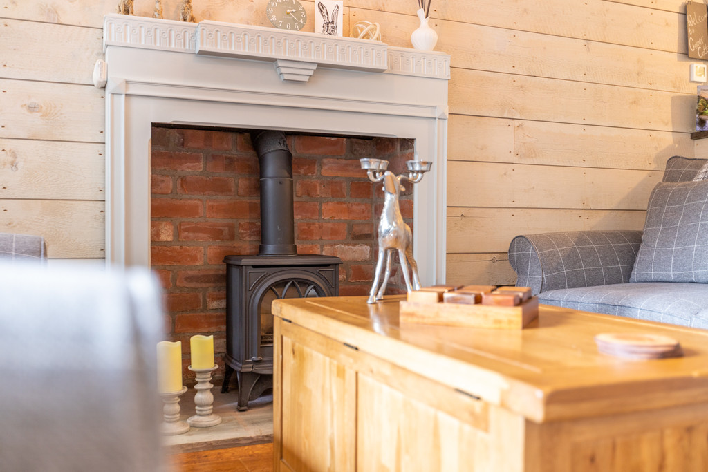Corner Cottage, 4 Queens Square, Kirkby Lonsdale, LA6 2AZ, photo 5