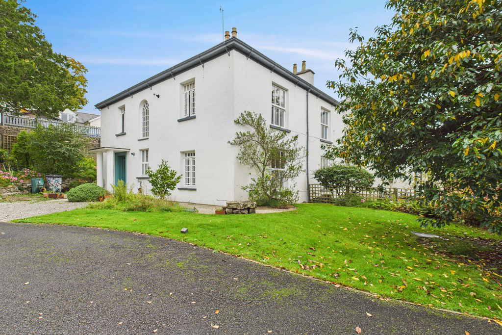 3 Wood Close Gardens, Arnside, Cumbria, LA5 0AF