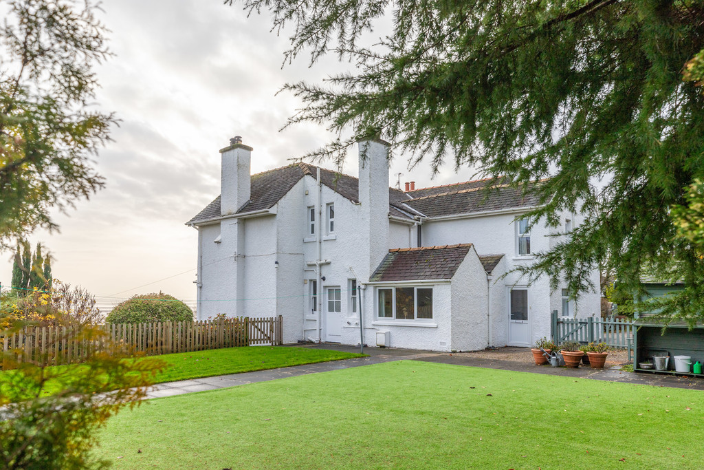 Woodlea, The Heads, Grange-over-Sands, Cumbria, LA11 7EE, photo 5