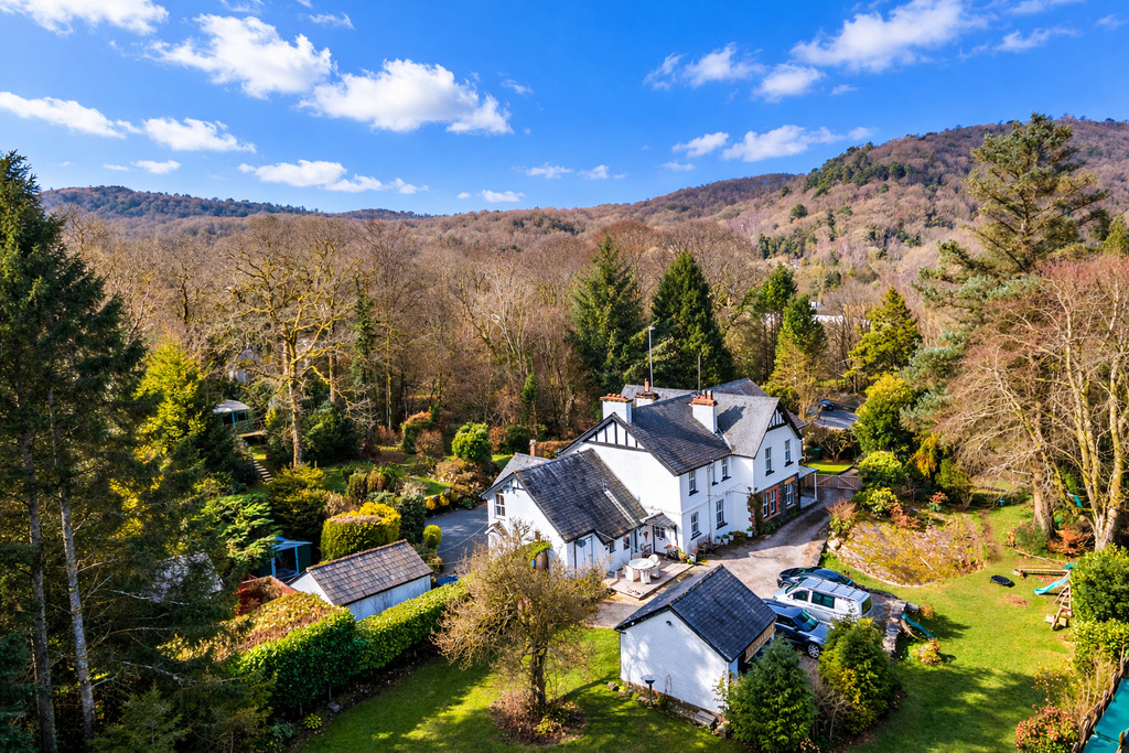 The Hollins, Newby Bridge, Nr Ulverston, Cumbria, LA12 8ND