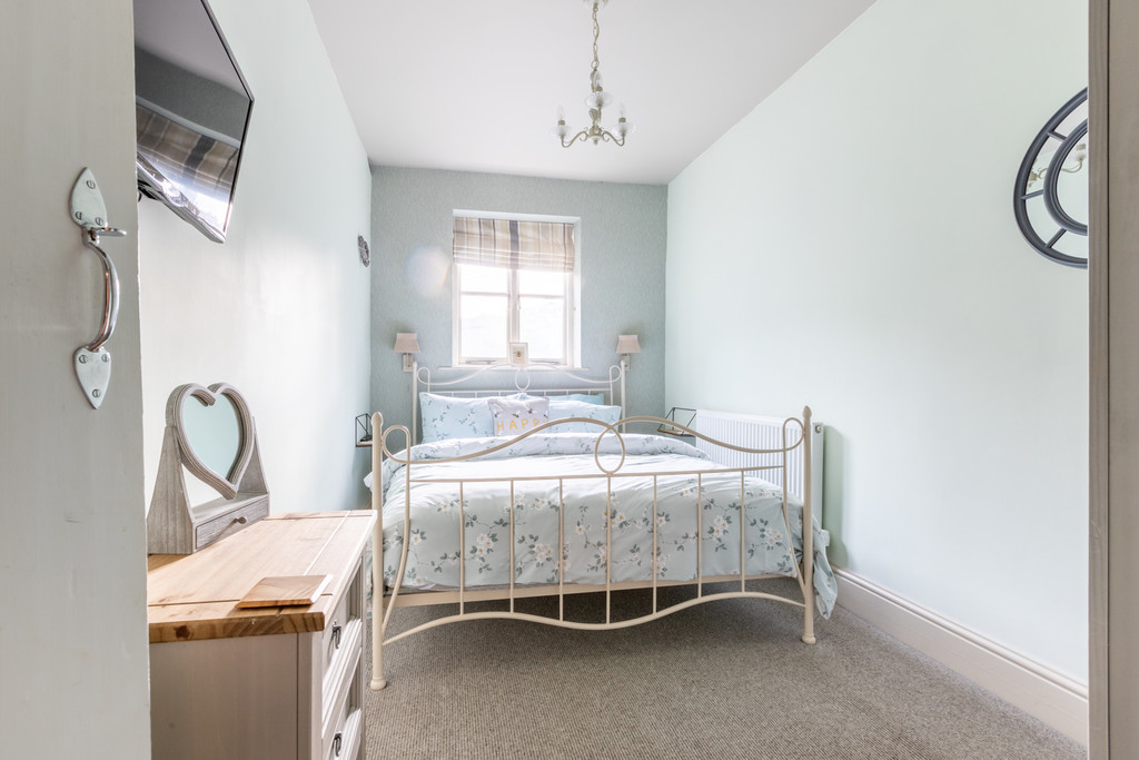 Corner Cottage, 4 Queens Square, Kirkby Lonsdale, LA6 2AZ, photo 9