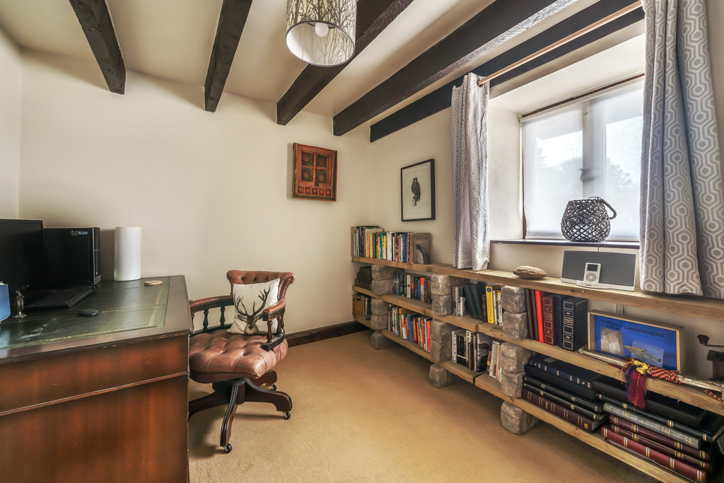 Bedroom Two / Study