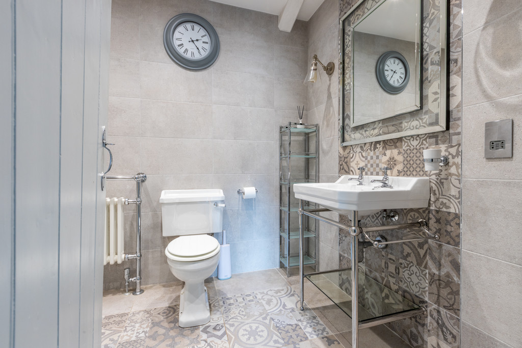 Corner Cottage, 4 Queens Square, Kirkby Lonsdale, LA6 2AZ, photo 13