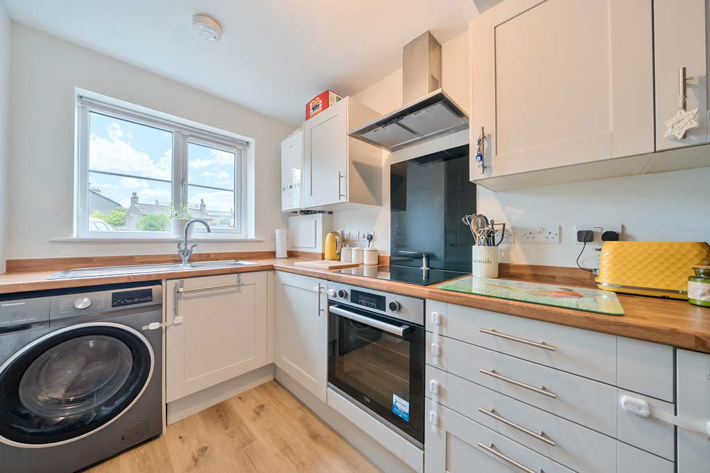 5 Duke Street, Bentham, LA2 7HT, photo 2