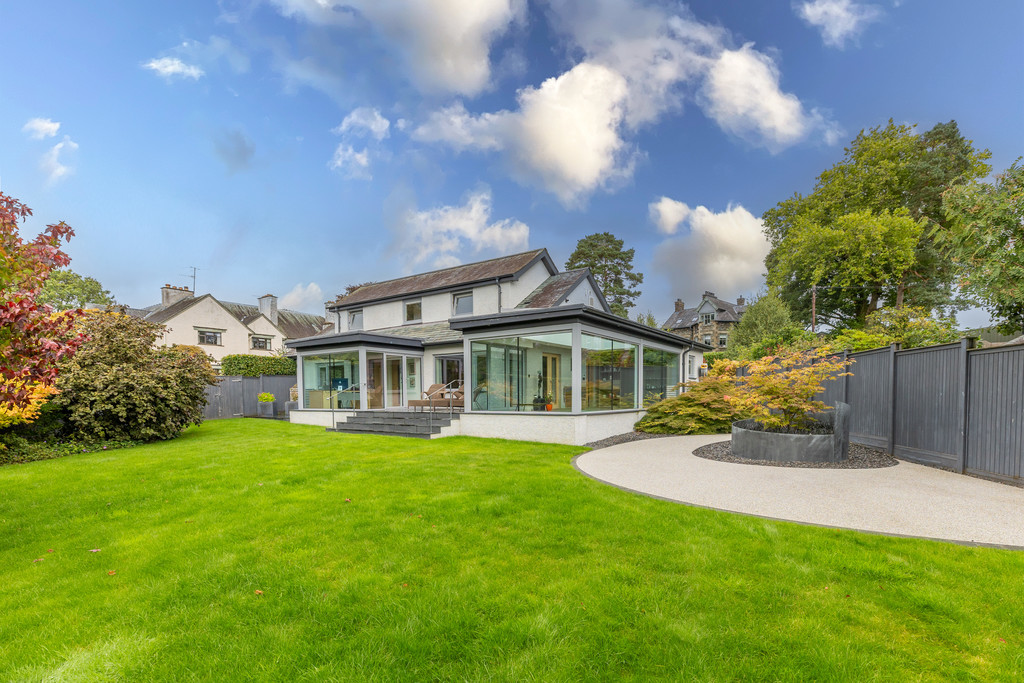Fairways House, Birthwaite Road, Windermere LA23 1DF