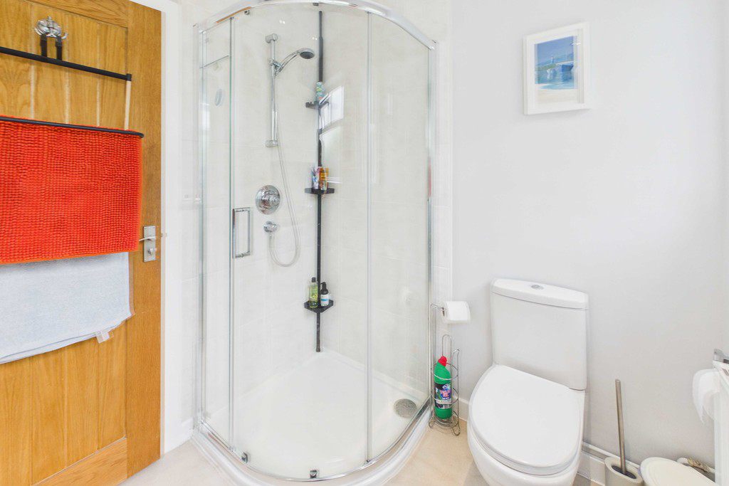 Utility/Shower Room