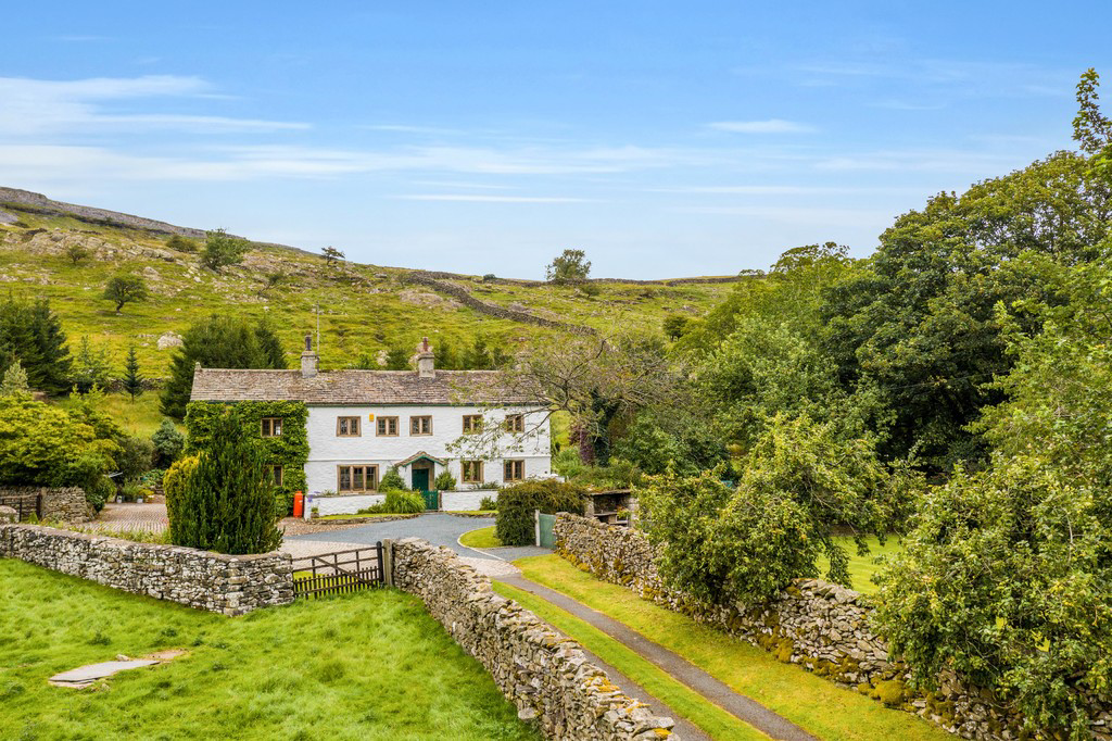 The White House, Austwick, LA2 8DG