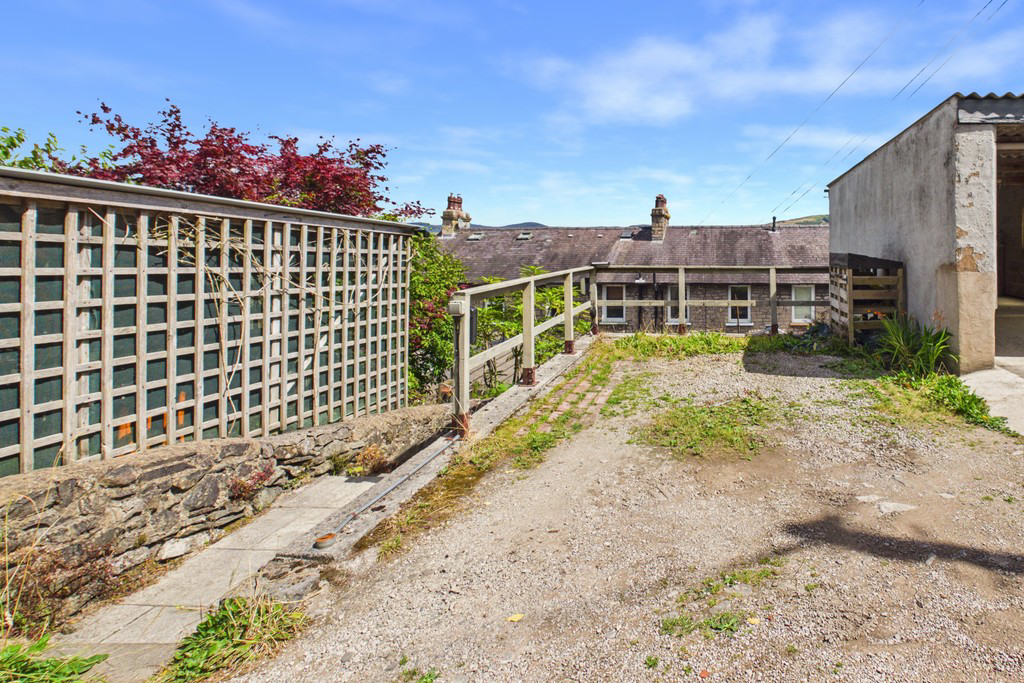2 Mountain View, Kendal, Cumbria, LA9 4QT, photo 30