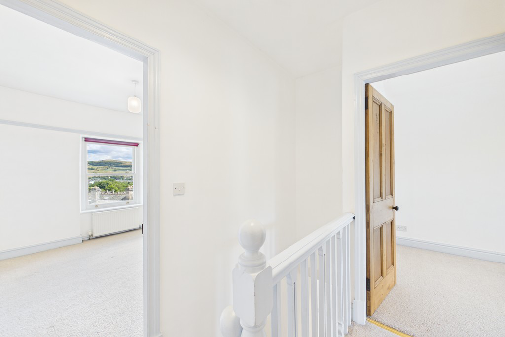 2 Mountain View, Kendal, Cumbria, LA9 4QT, photo 25