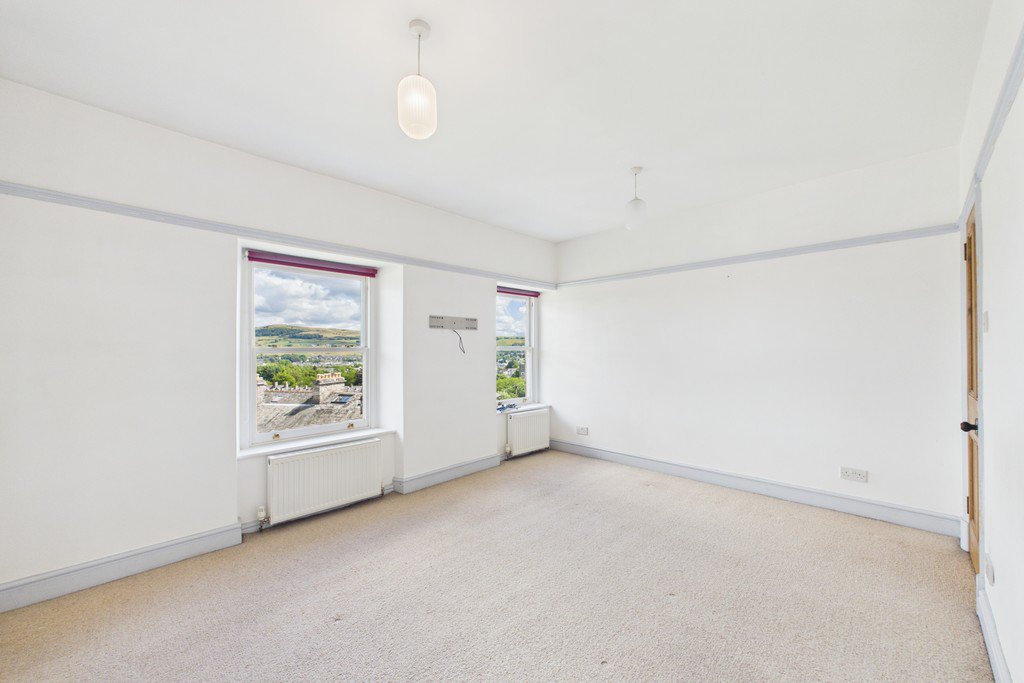 2 Mountain View, Kendal, Cumbria, LA9 4QT, photo 11