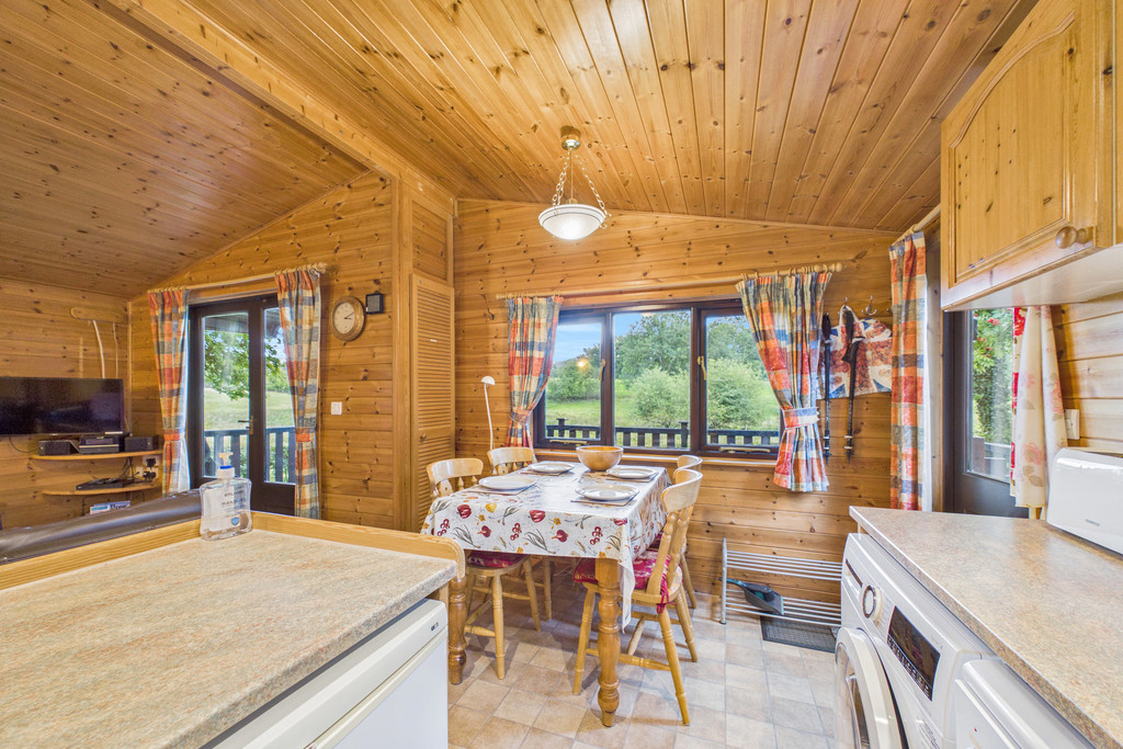 Living / Dining Room