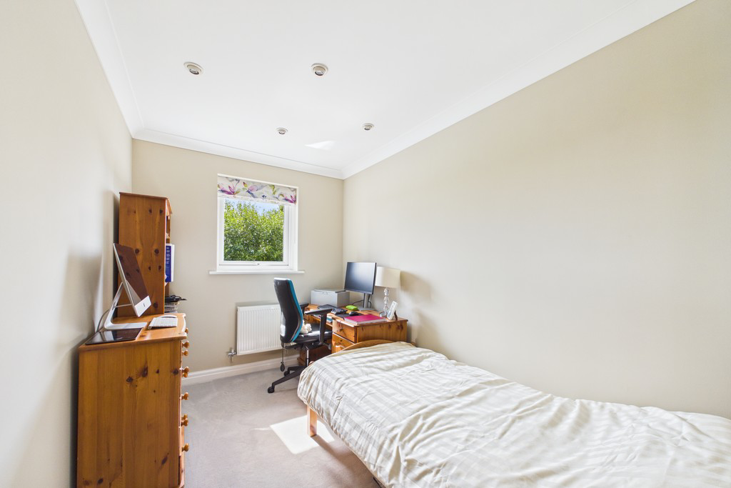 10 Hutton Gardens, Warton, LA5 9TL, photo 11