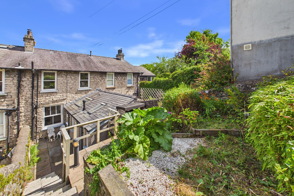 2 Mountain View, Kendal, Cumbria, LA9 4QT, photo 15