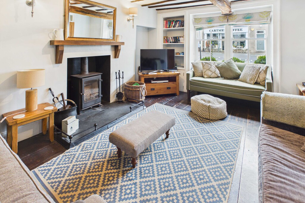Ford House, The Square, Grange-over-Sands, Cumbria, LA11 6QB., photo 6
