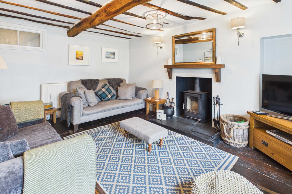 Ford House, The Square, Grange-over-Sands, Cumbria, LA11 6QB., photo 2