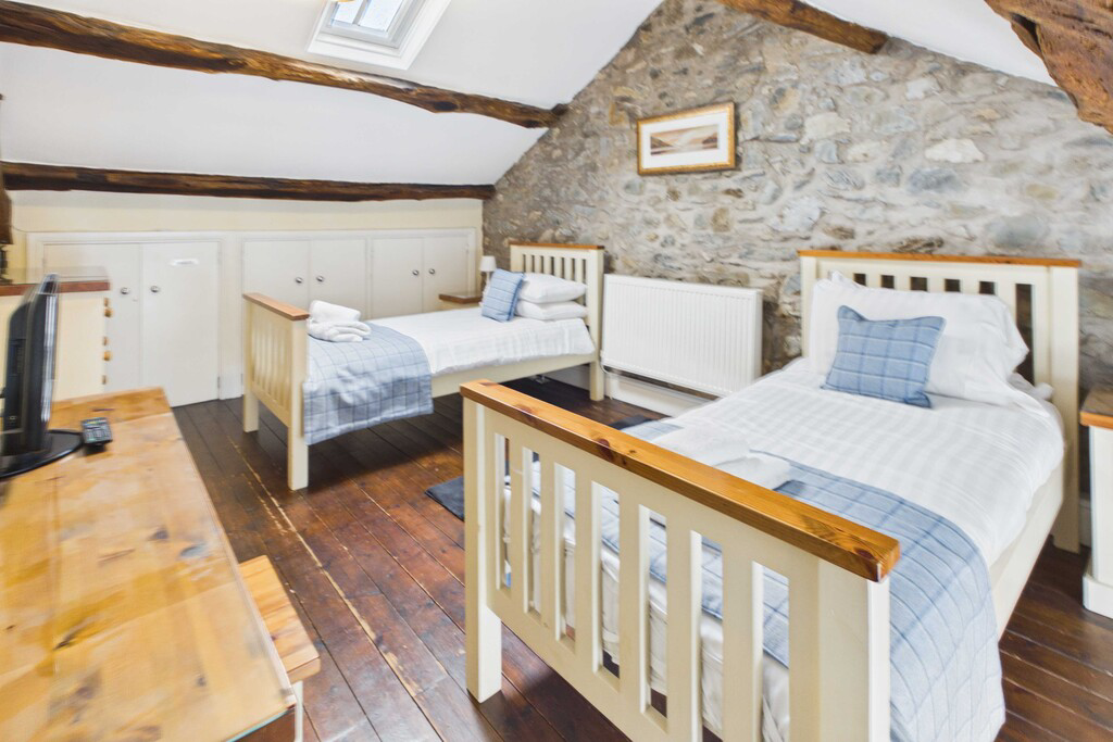 Ford House, The Square, Grange-over-Sands, Cumbria, LA11 6QB., photo 28