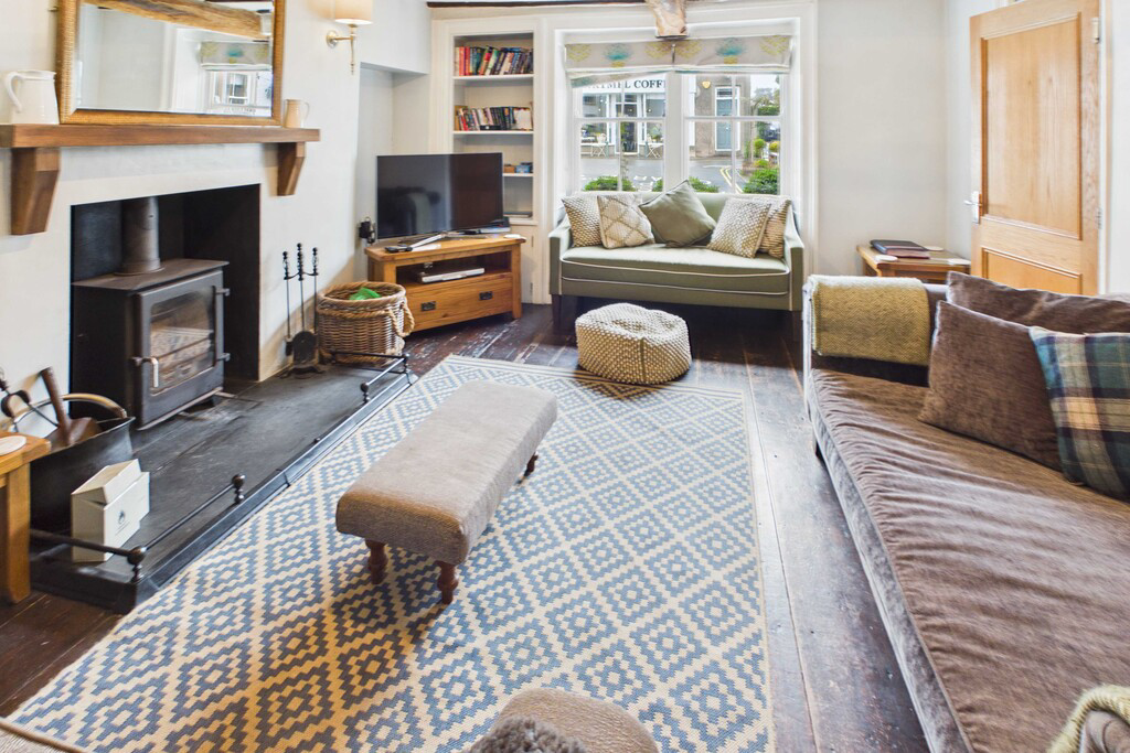 Ford House, The Square, Grange-over-Sands, Cumbria, LA11 6QB., photo 18