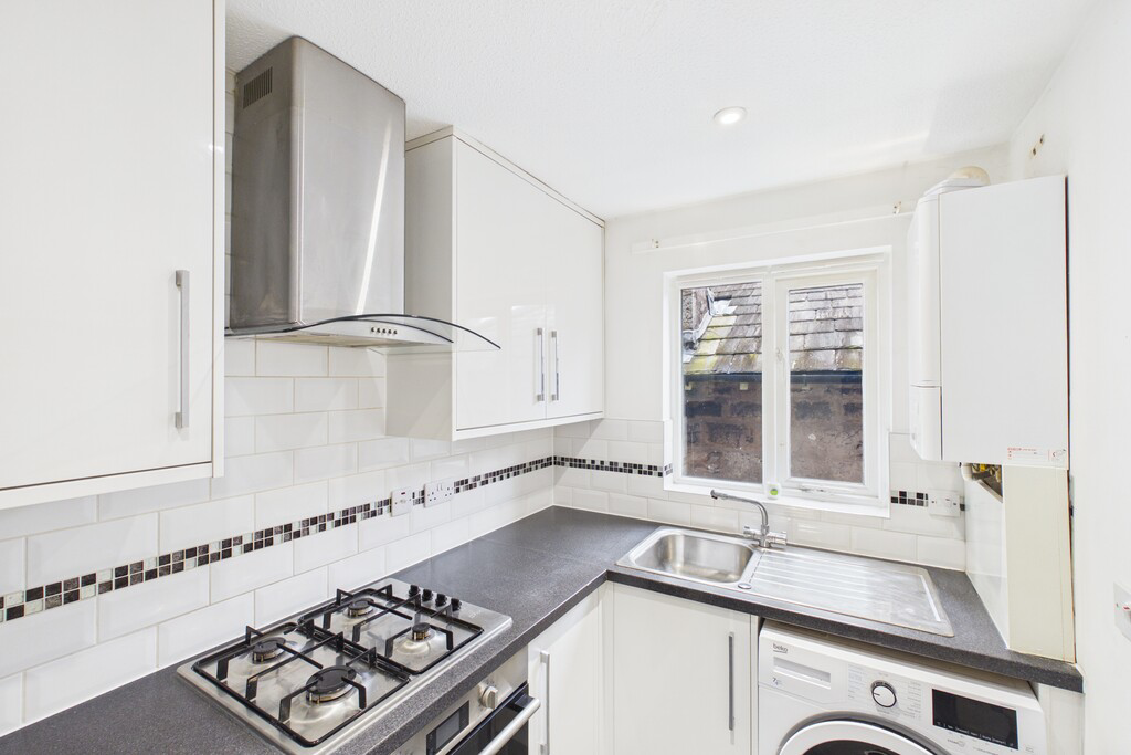 Fellside Court, Kendal, Cumbria, LA9 4HB, photo 3