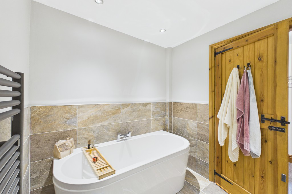 Barn End, Milton, Crooklands, photo 7