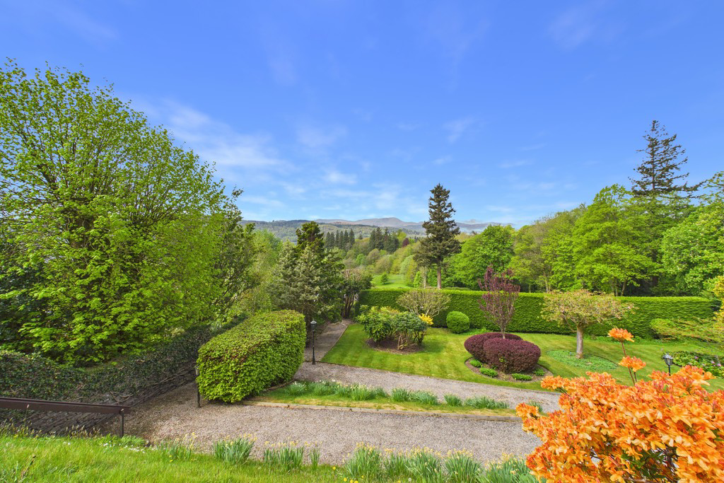 Priory Manor, Rayrigg Road, photo 12