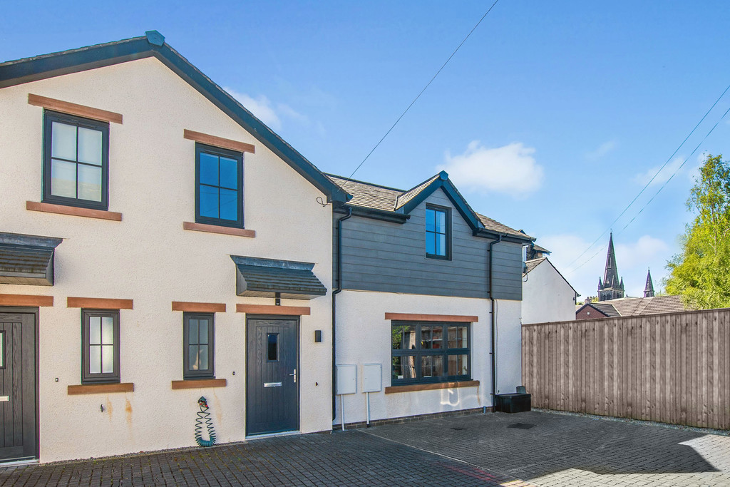 4 Striding Edge Court, Helvellyn Street, Keswick, Cumbria, CA12 4AU