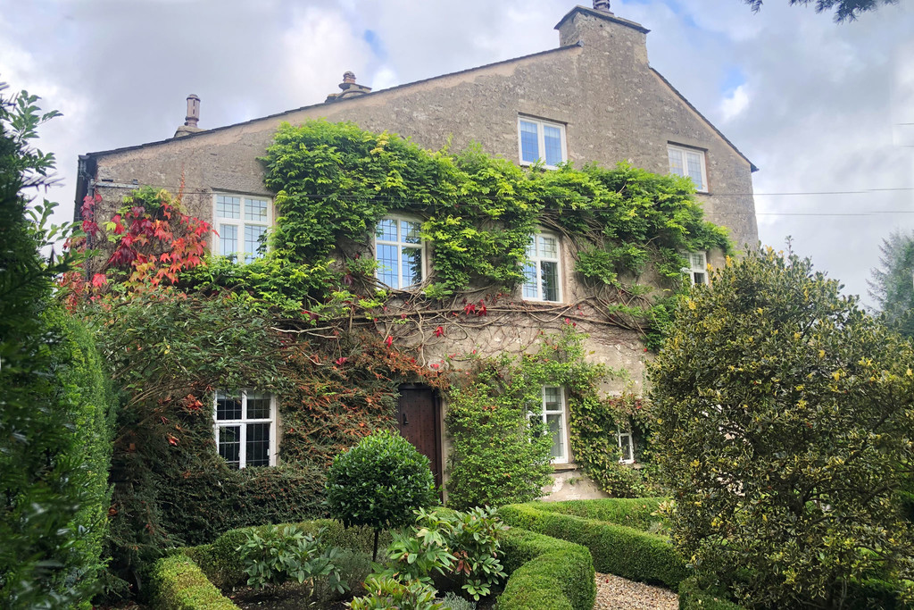 Old Parsonage Farmhouse, Beetham, Milnthorpe, Cumbria LA7 7AL