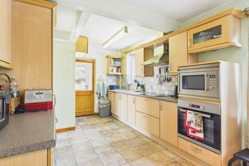 Stonehurst, Netherleigh Drive, Grange-over-Sands, Cumbria, LA11 7JQ, photo 3