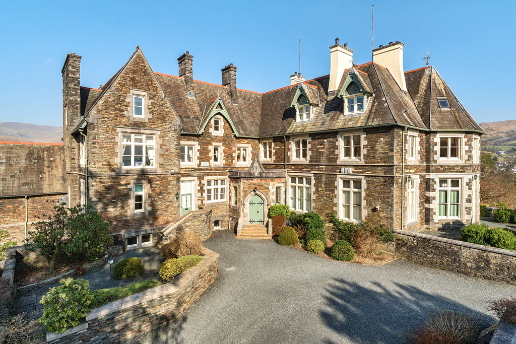Armitt Library Suite, 5 Loughrigg Brow, Under Loughrigg, Ambleside, Cumbria, LA22 9SA