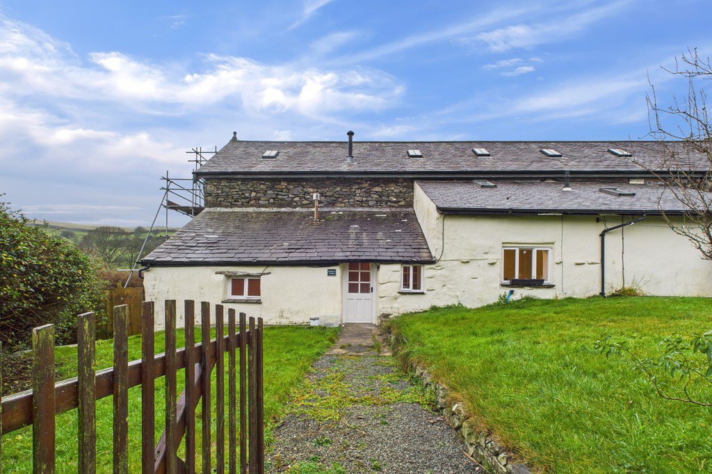 Ashlack Hall, Grizebeck, Kirkby-in-Furness, Cumbria, LA17 7XN