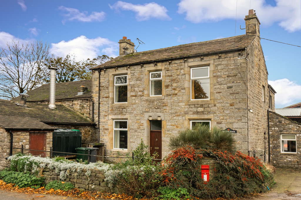Brades Farmhouse, Farleton, Lancaster, LA2 9LF