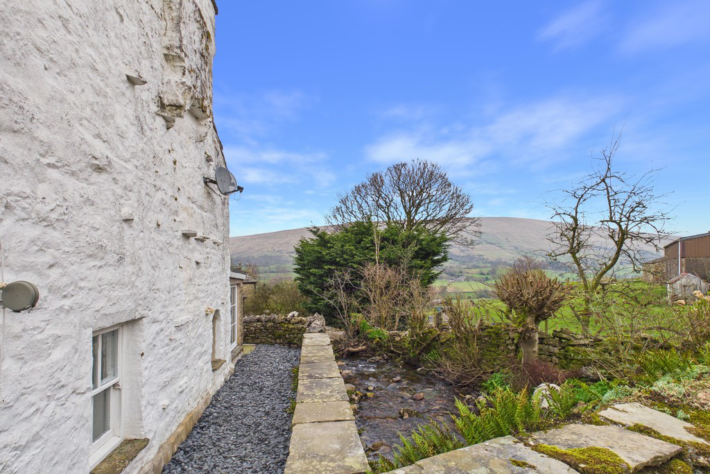 Brookside, Gawthrop, Dent, Cumbria, LA10 5TA, photo 4