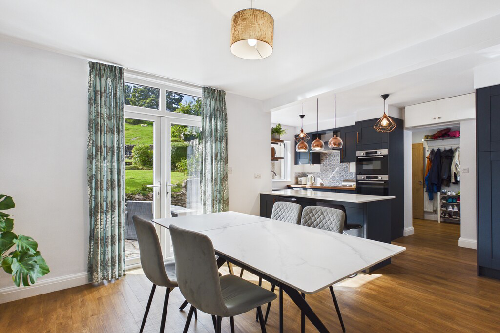 142 Windermere Road, Kendal LA9 5EZ, photo 3
