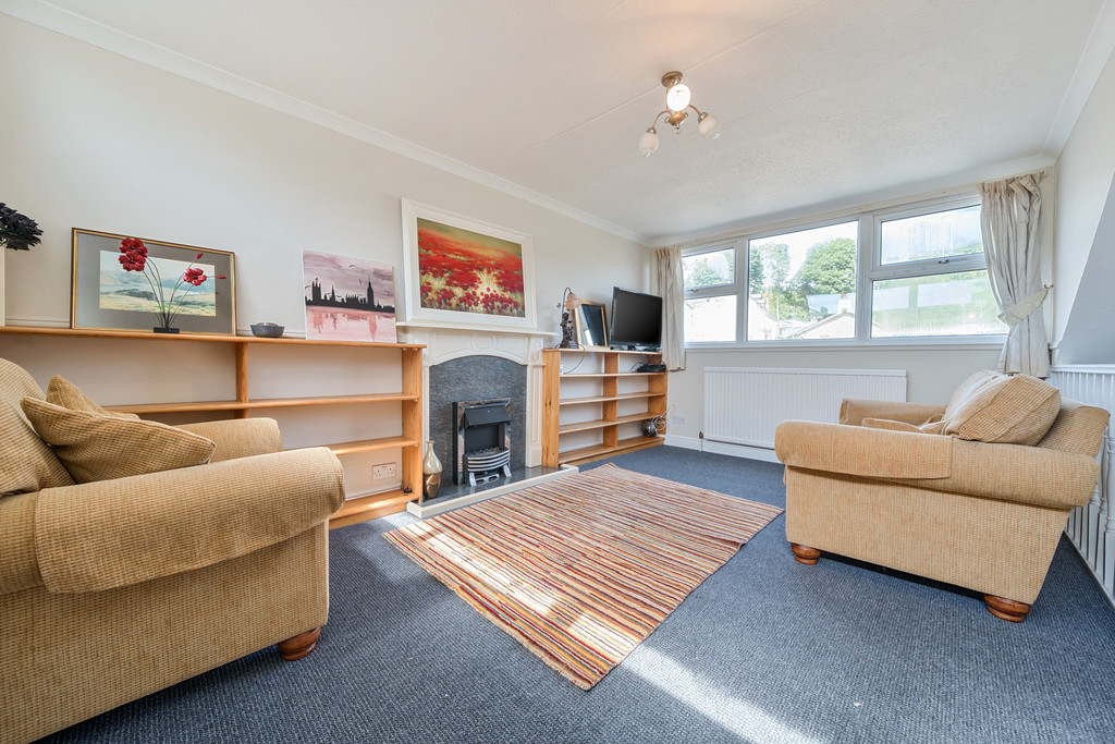 The Cottage Flat, 15 Derby Square, Windermere, Cumbria, LA23 1EE, photo 2