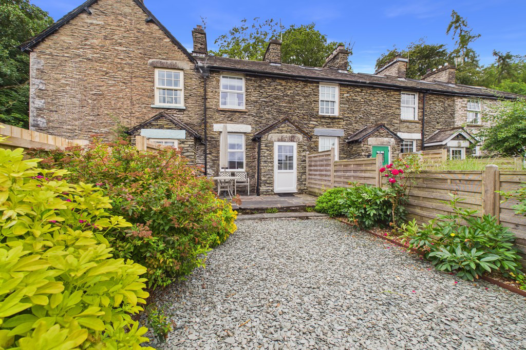 5 Brantfell Cottages, Bowness-on- Windermere, LA23 3AD