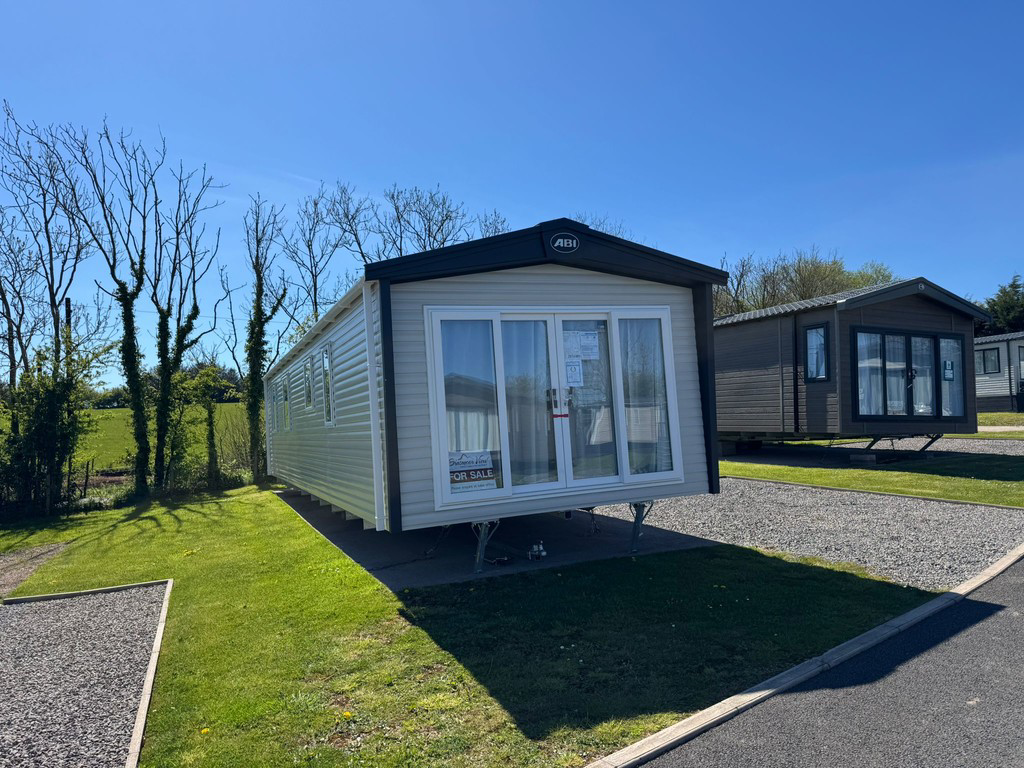 Grasmoor View Holiday Park, Winscales, Workington, Cumbria, CA14 4UZ