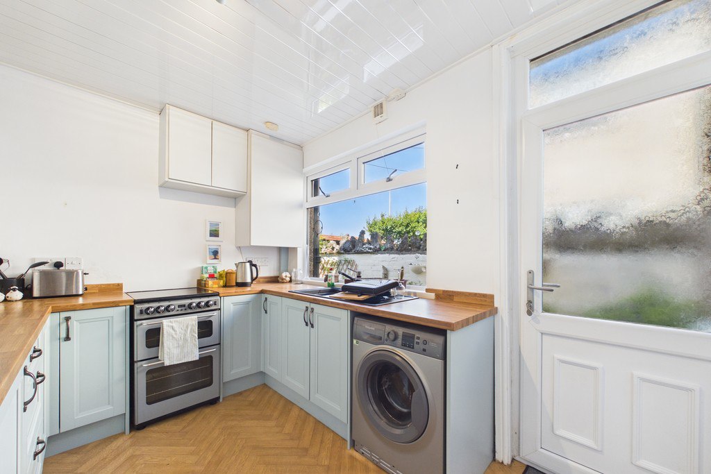 1 Alexandra Road, Carnforth, LA5 9DT, photo 8